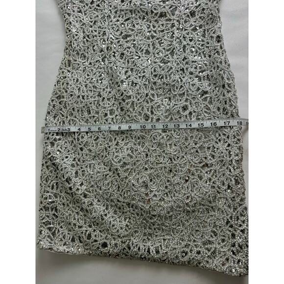 Adrianna Papell Size 8 Silver Sequin Lace Overlay Sheath Dress Holiday NYE Party - Picture 10 of 11